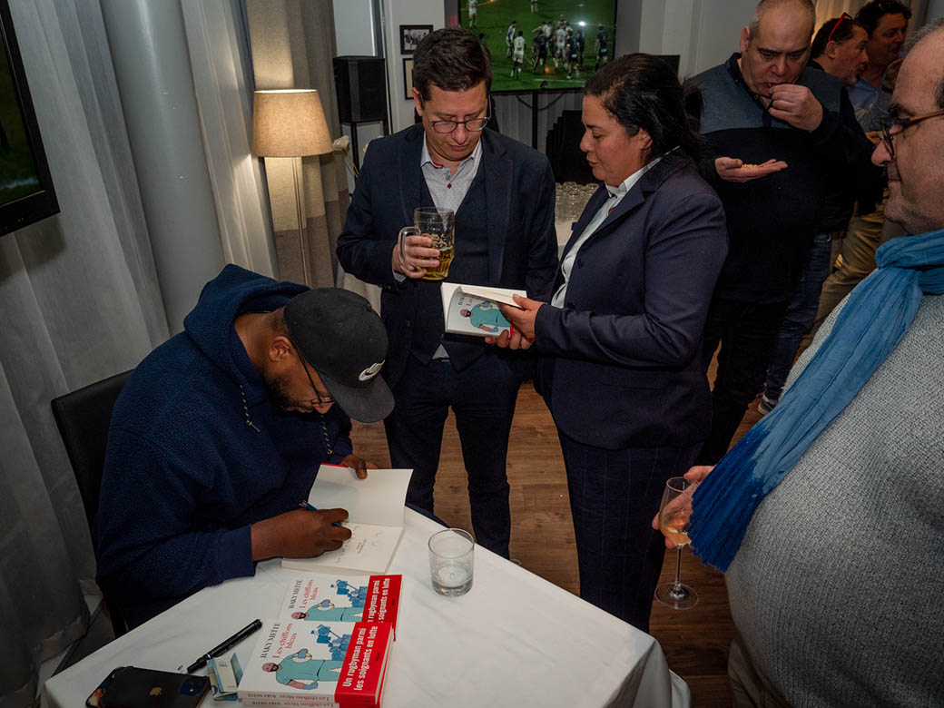 placeholder image-sq